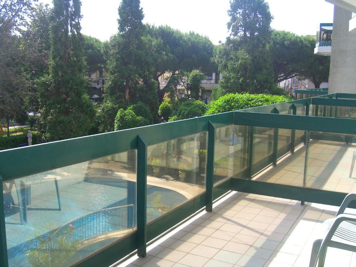 New Tiffany'S Park Hotel ลิโดดิเยโซโล ภายนอก รูปภาพ
